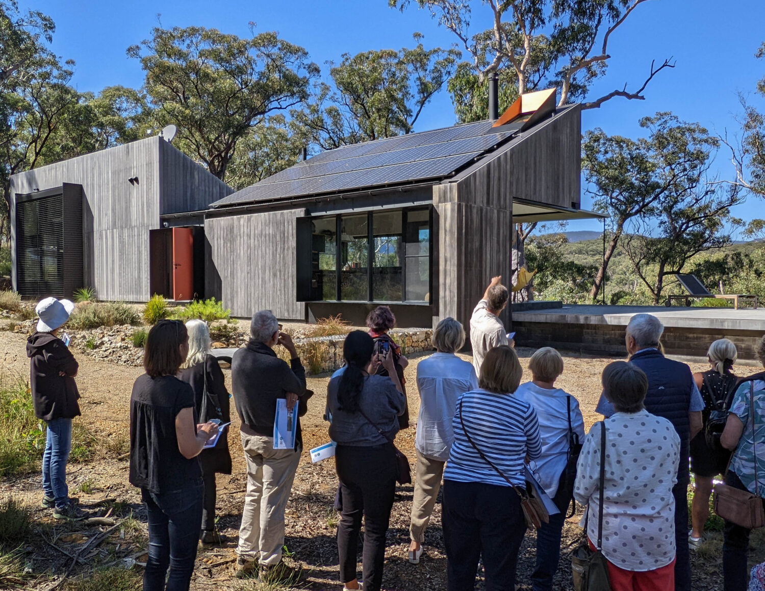 Off Grid FZ House