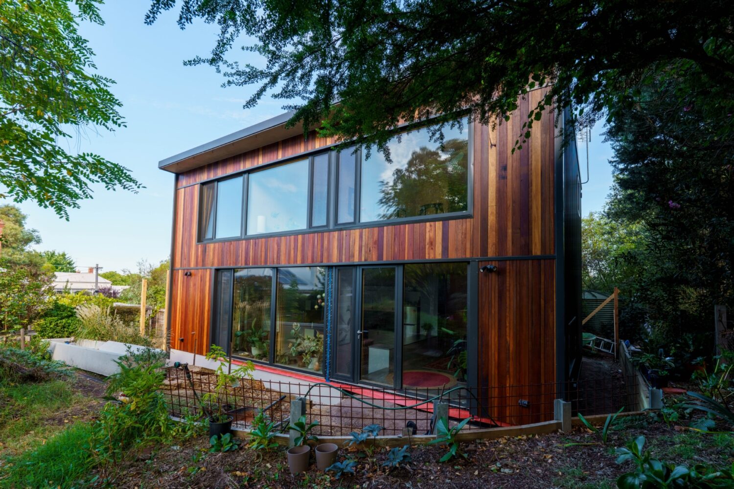 Holz House