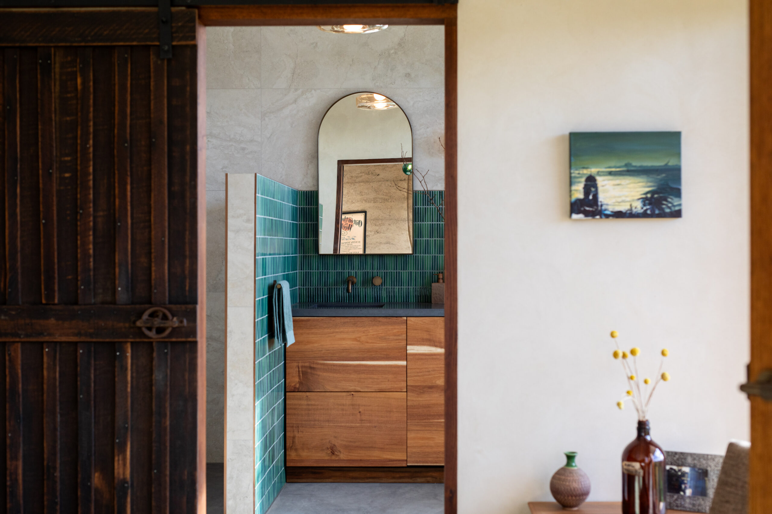 20250808EarthHouse1019