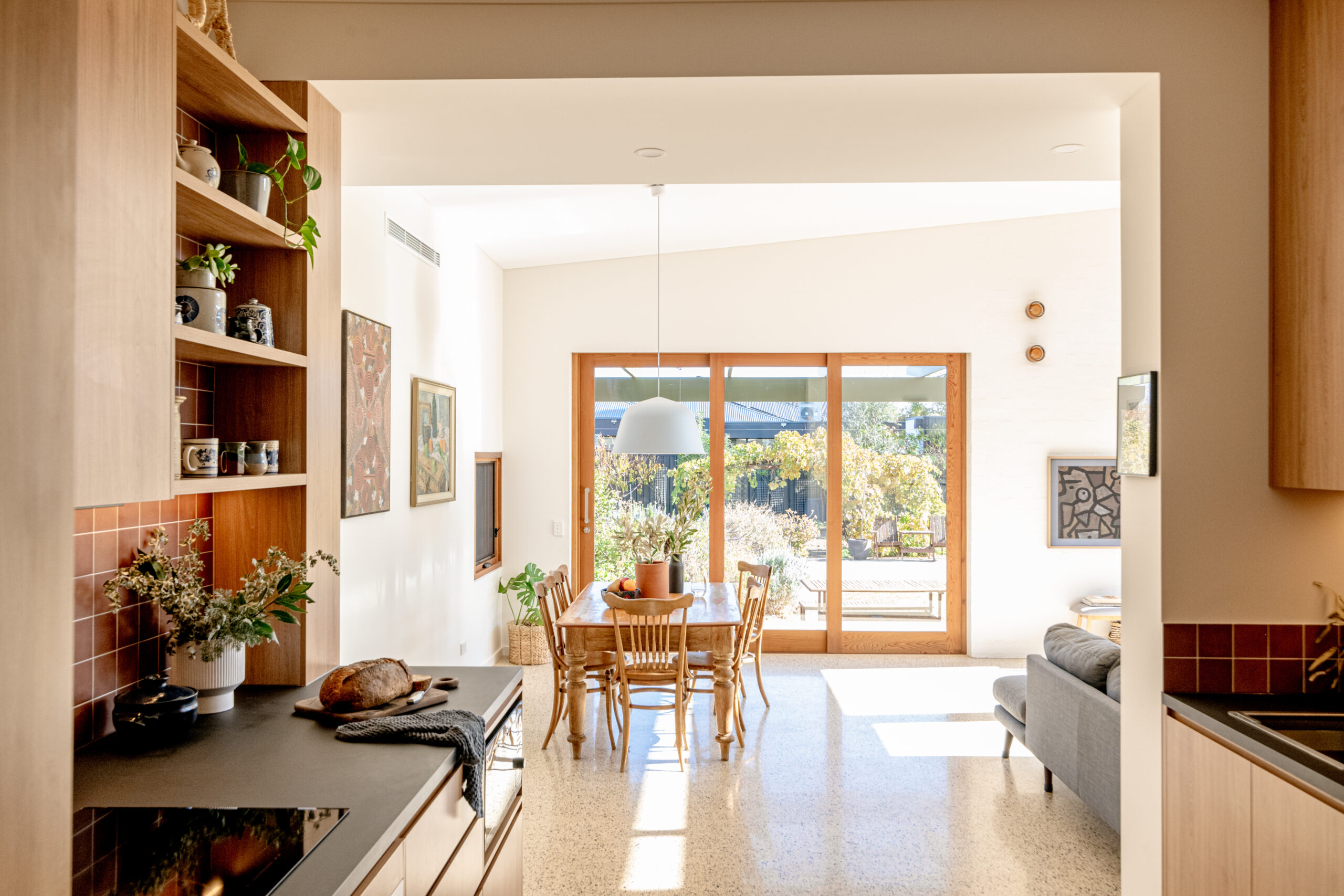 JON LOWE ARCHITECT- CHURCHILL AVE