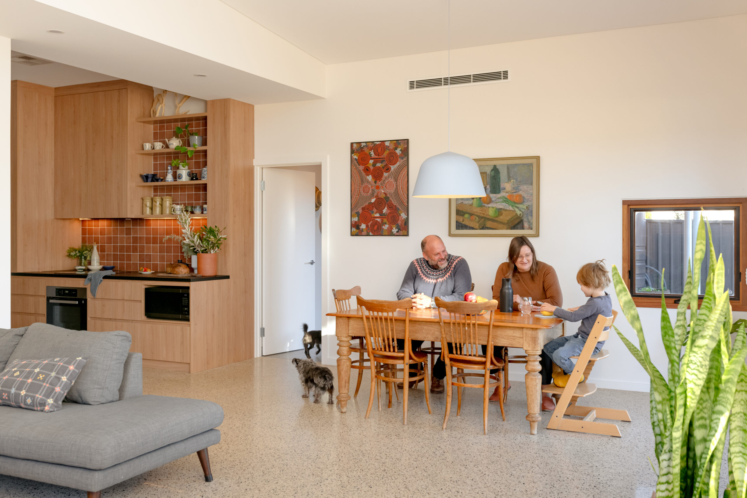 JON LOWE ARCHITECT- CHURCHILL AVE