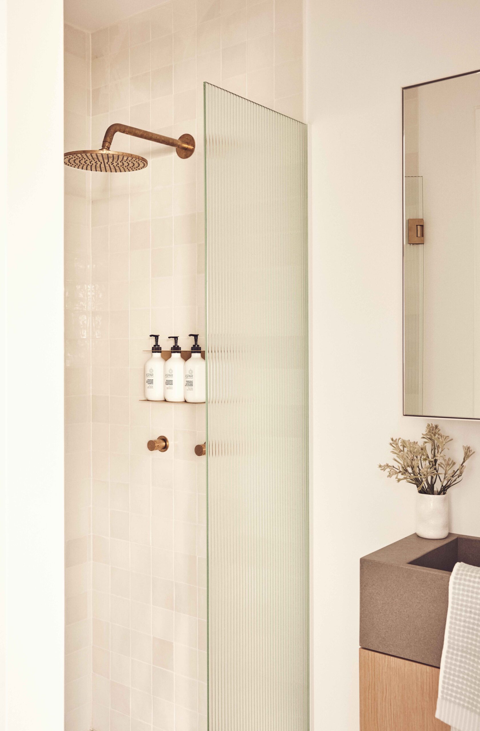 230310_TMH_COLEDALE1072