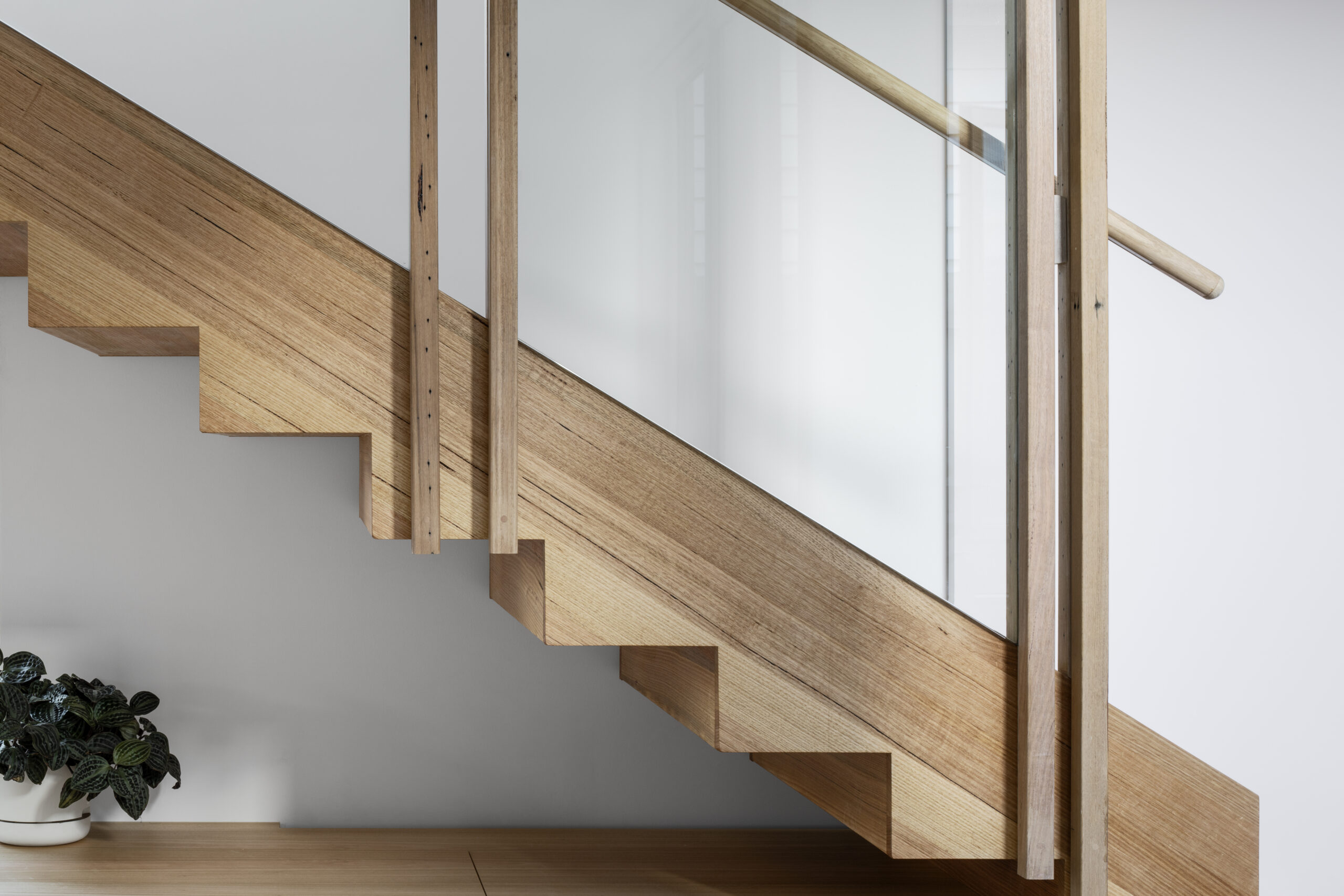 31-LIFE-CYCLE-STAIR-DETAIL