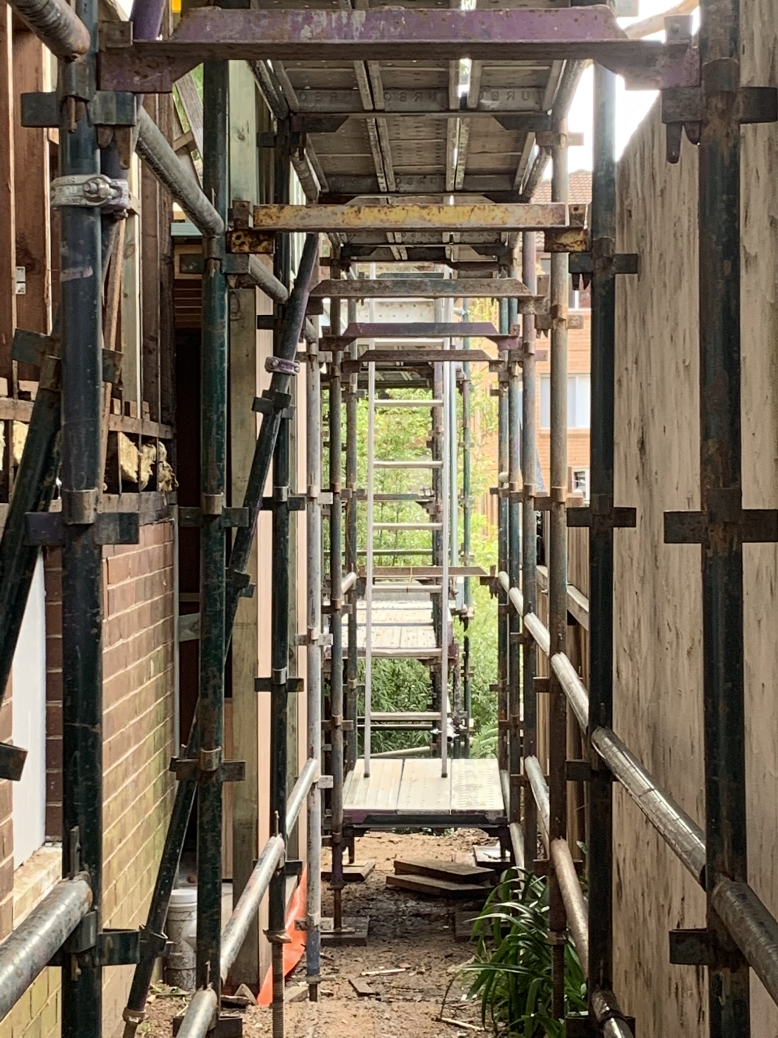 65930933812__69CE1D30-E1B1-407E-836C-6A3ABAFC08D1