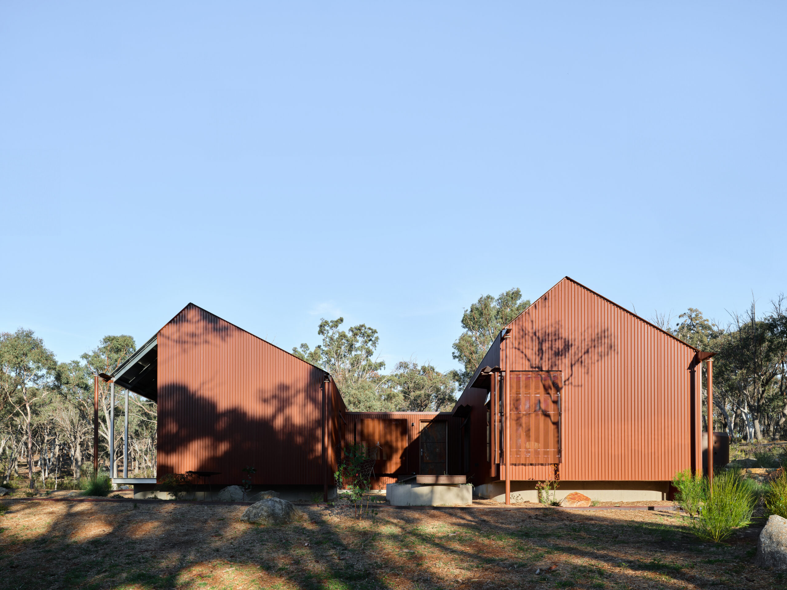 Ochre-House_mymymy_-01