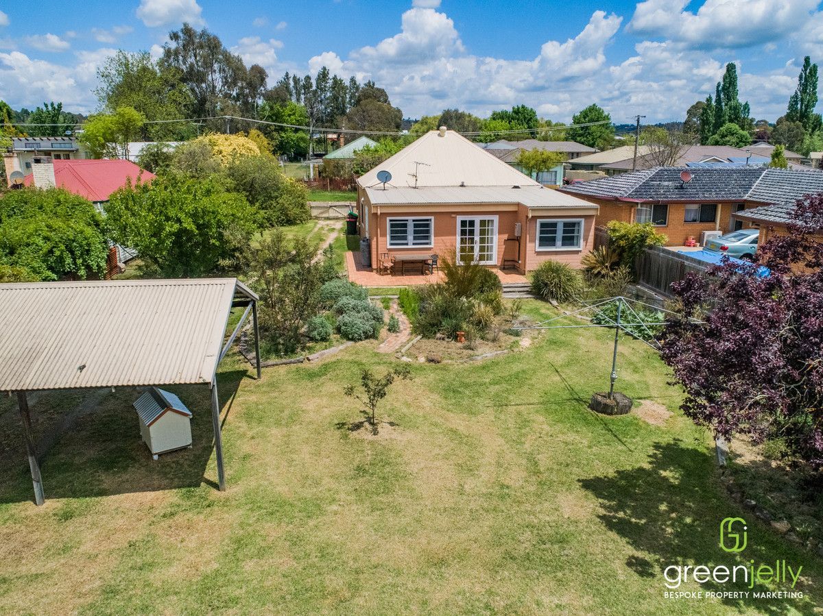 Rear-view-of-our-house-before-rennovations