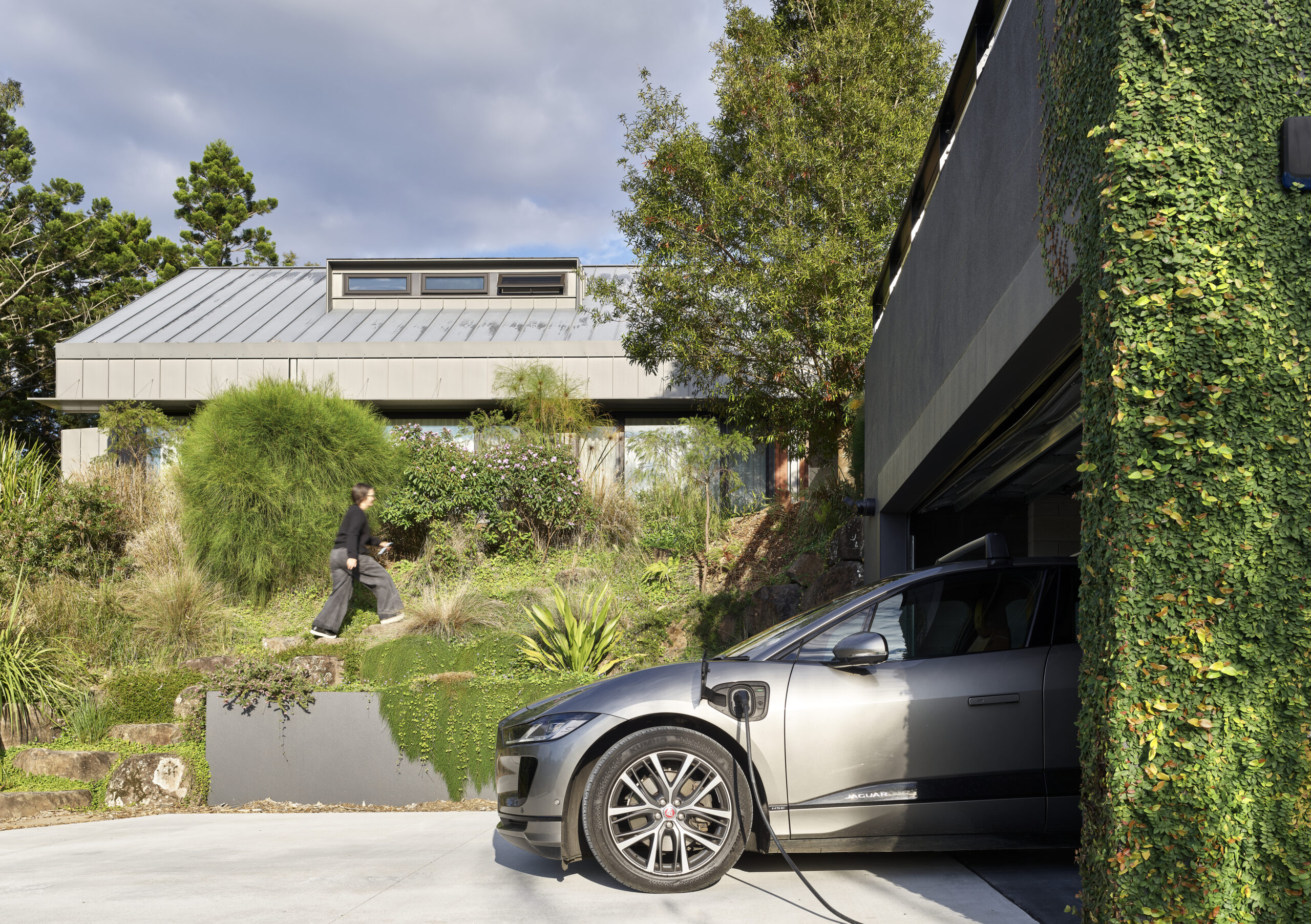 KINGFISHER GUEST HOUSE FOR PTMA ARCHITECTURE