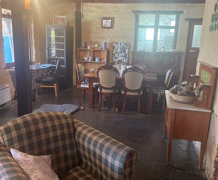 c4ov949gu3unjnnu1gda-Lounge-room