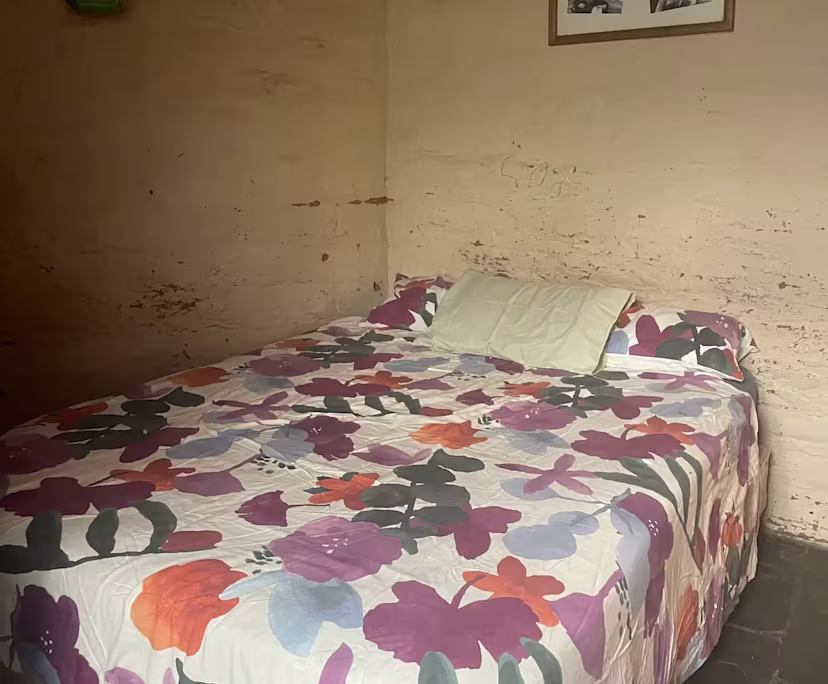 xg9w3dscg4h12z8blcyk-Spare-Room