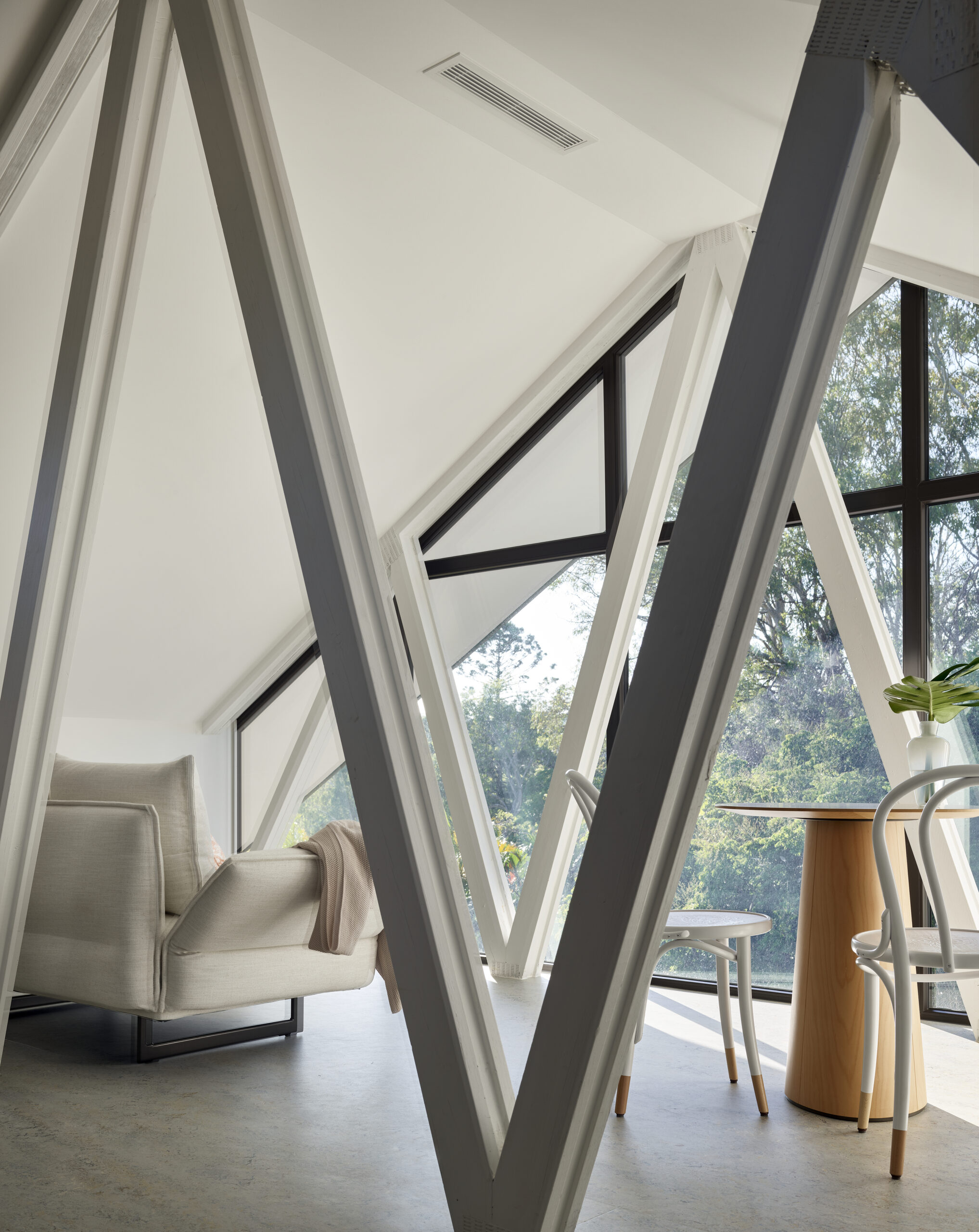 KINGFISHER HOUSE FOR PTMA ARCHITECTURE