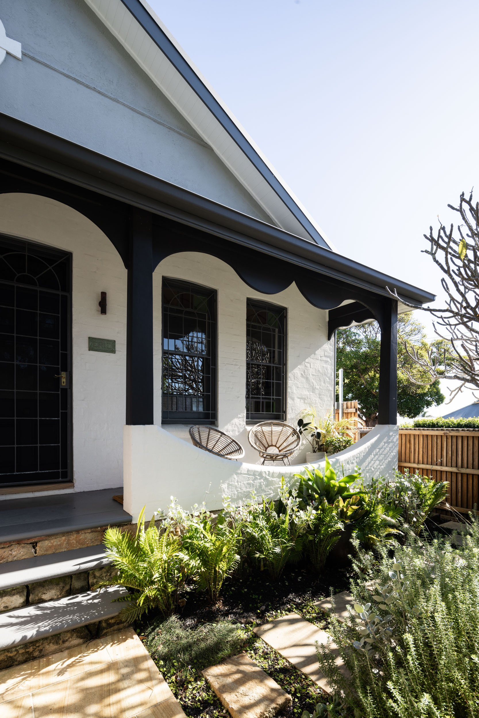 16-Matt-Day-Architect-Matt-Day-Manly-House-Existing-Semi-Detached-House