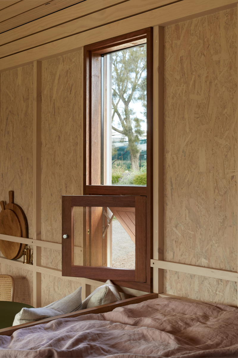 230911_StudioDot_Pod_6855