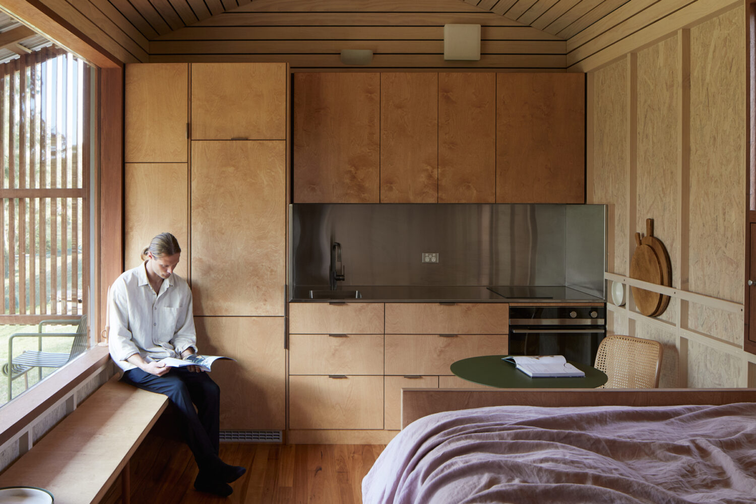 230911_StudioDot_Pod_7038-scaled