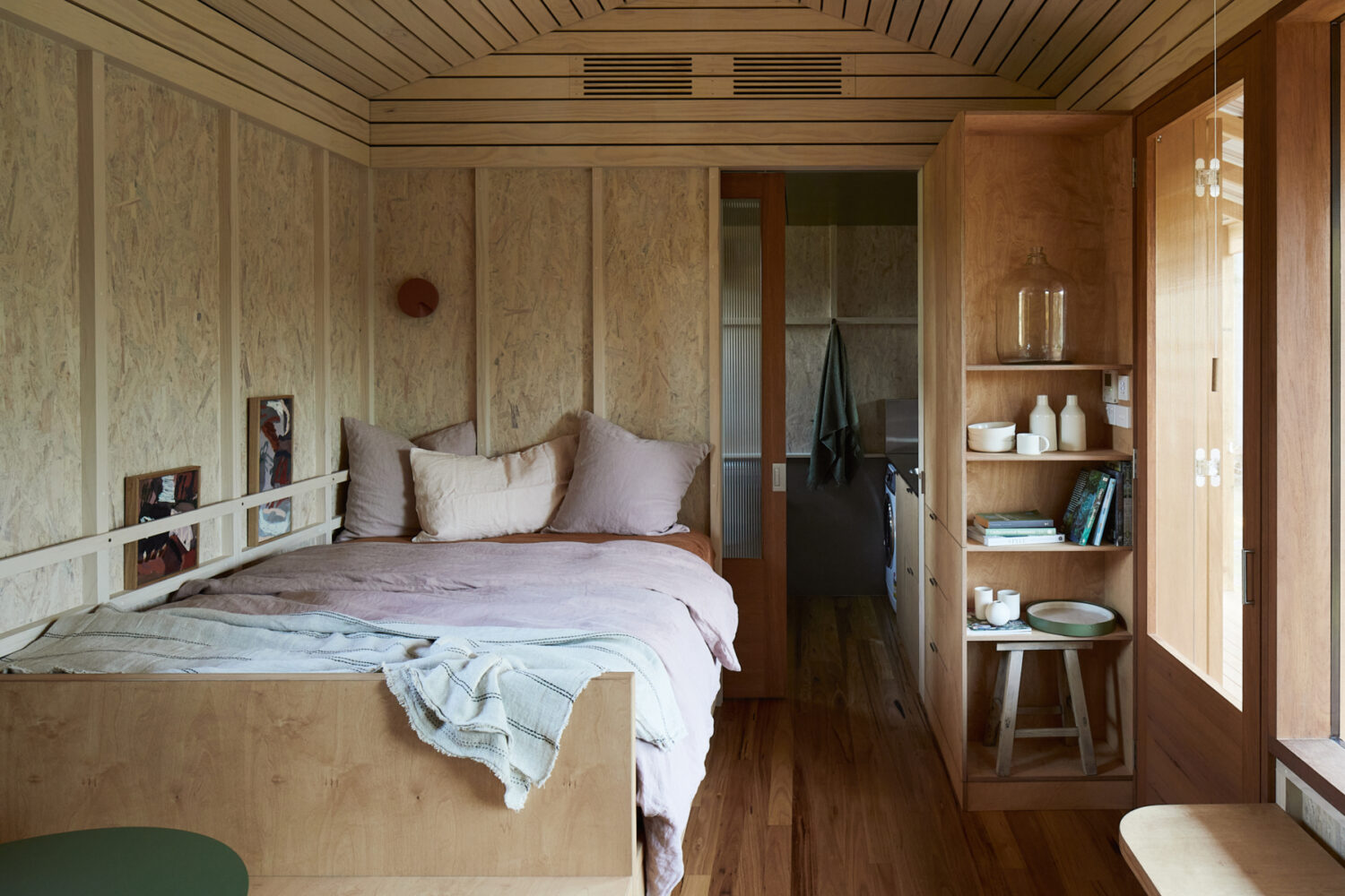 230911_StudioDot_Pod_7466-scaled