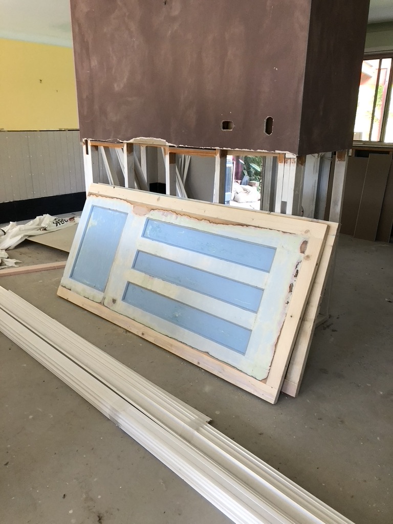 355E7A6A-6EB2-46B5-A4E0-720AB1155E16_1_105_c