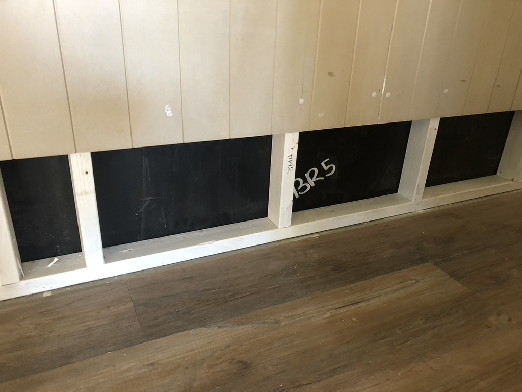 AE6FD08D-D3FA-48C5-A671-B9E19D9A159A_1_105_c