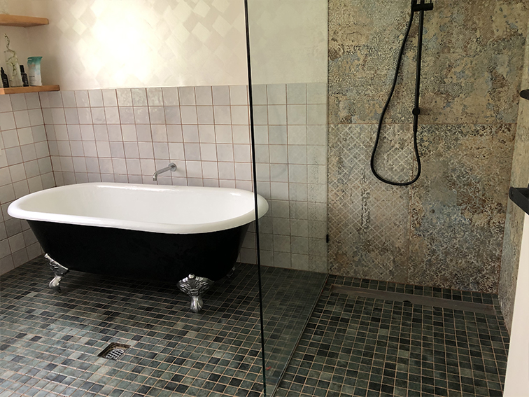 DB080377-E753-46F9-9392-741272BE2F73