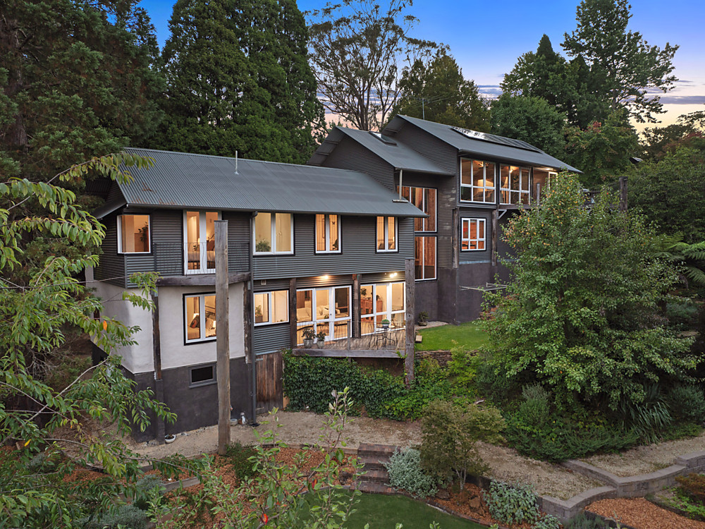 Downloaded-webres58528900-DroneDuskv2