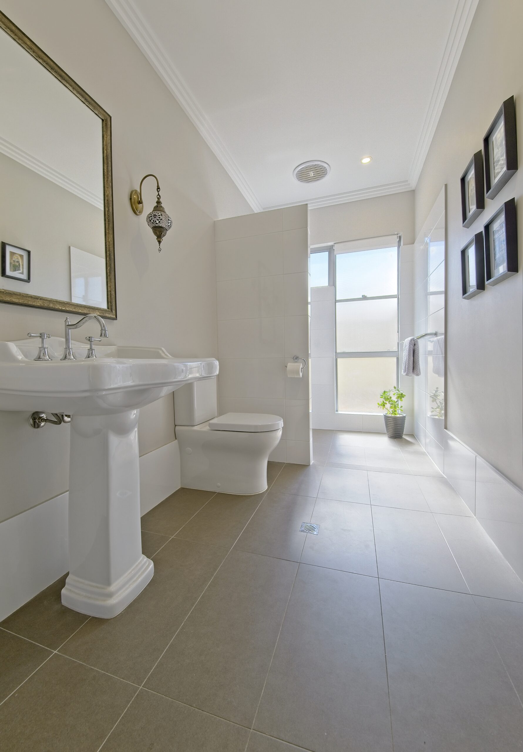 LUCKLEY-Carine-Andrew-Pritchard-Photography-11