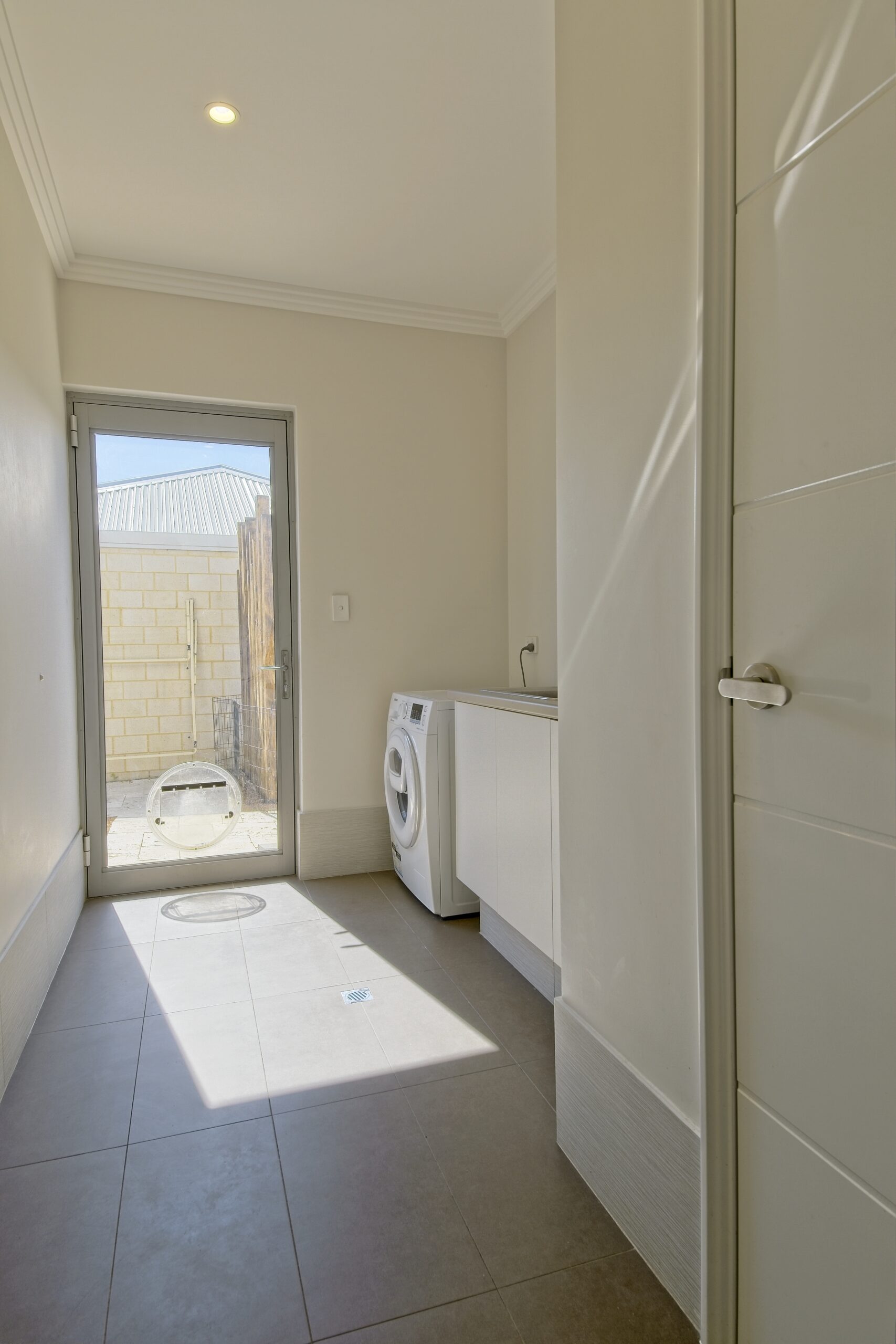 LUCKLEY-Carine-Andrew-Pritchard-Photography-12