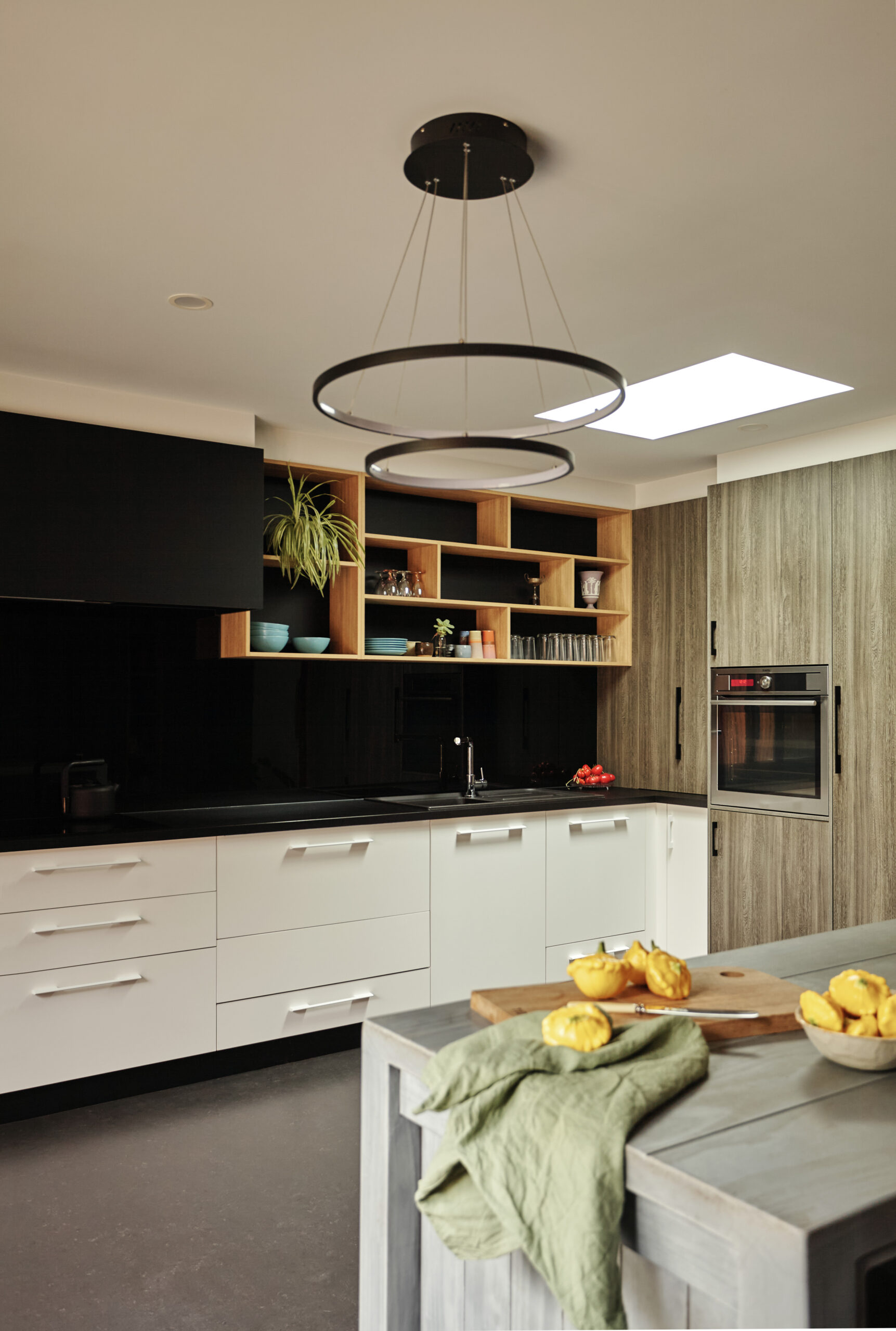 LVPhoto_Enduring-Domain0172-HR