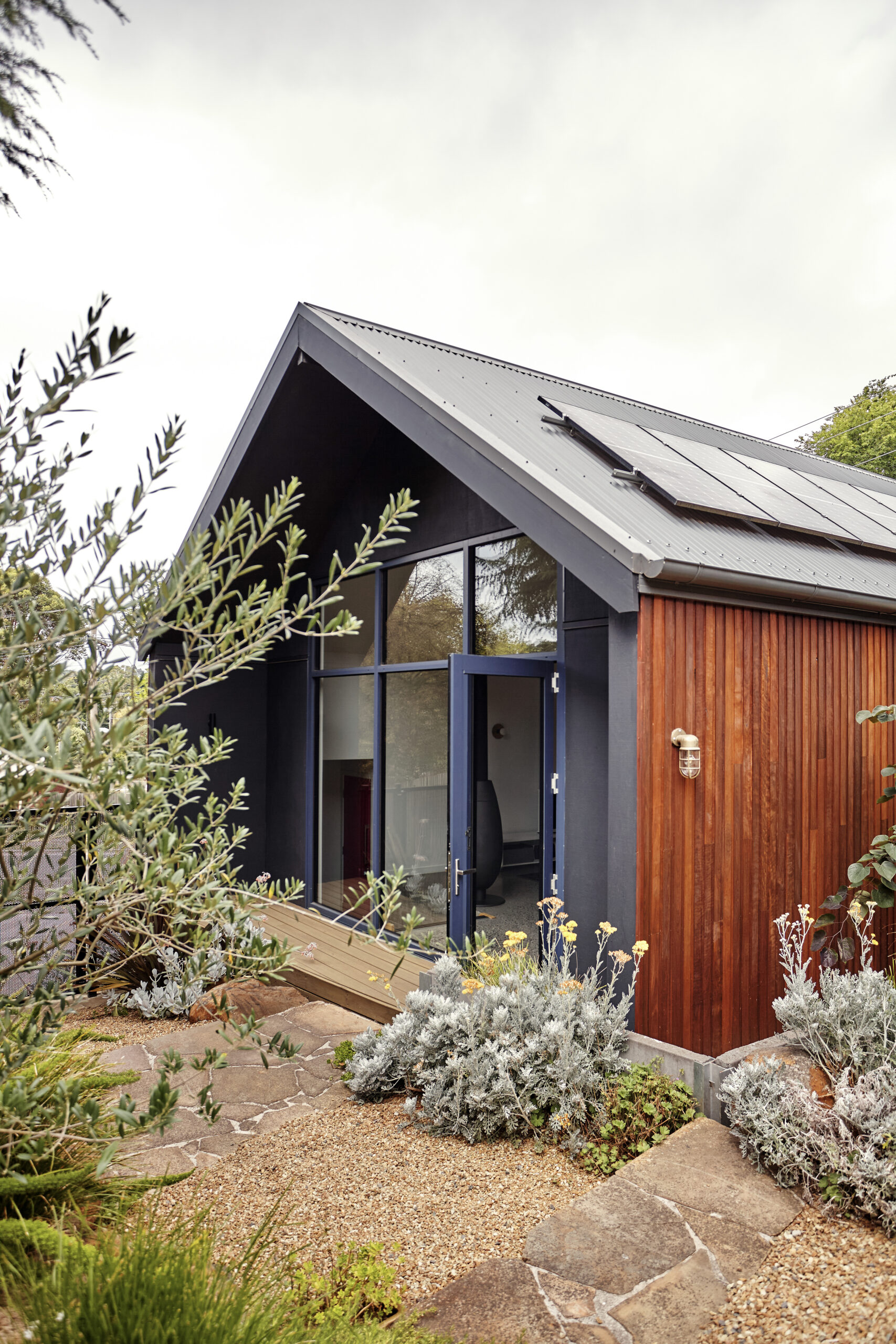 LVPhoto_Enduring-Domain0262-HR