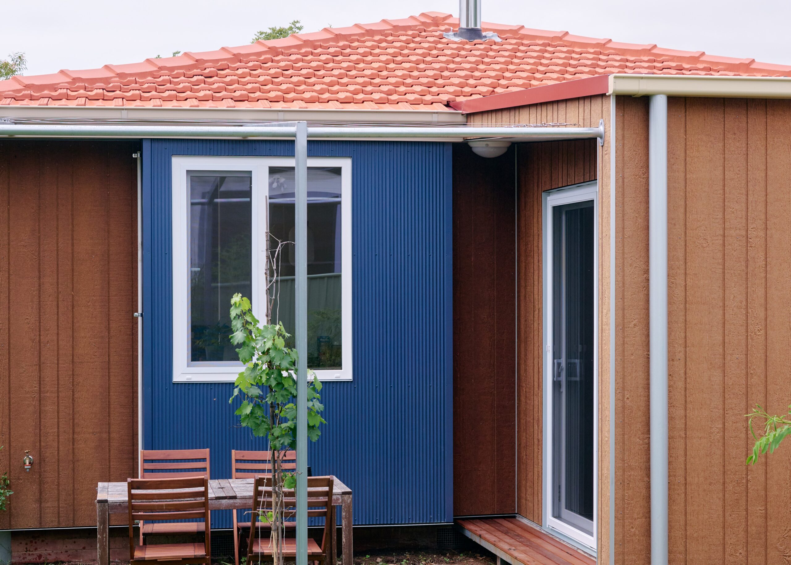 Narrabundah-MMMM-Feature-outdoor