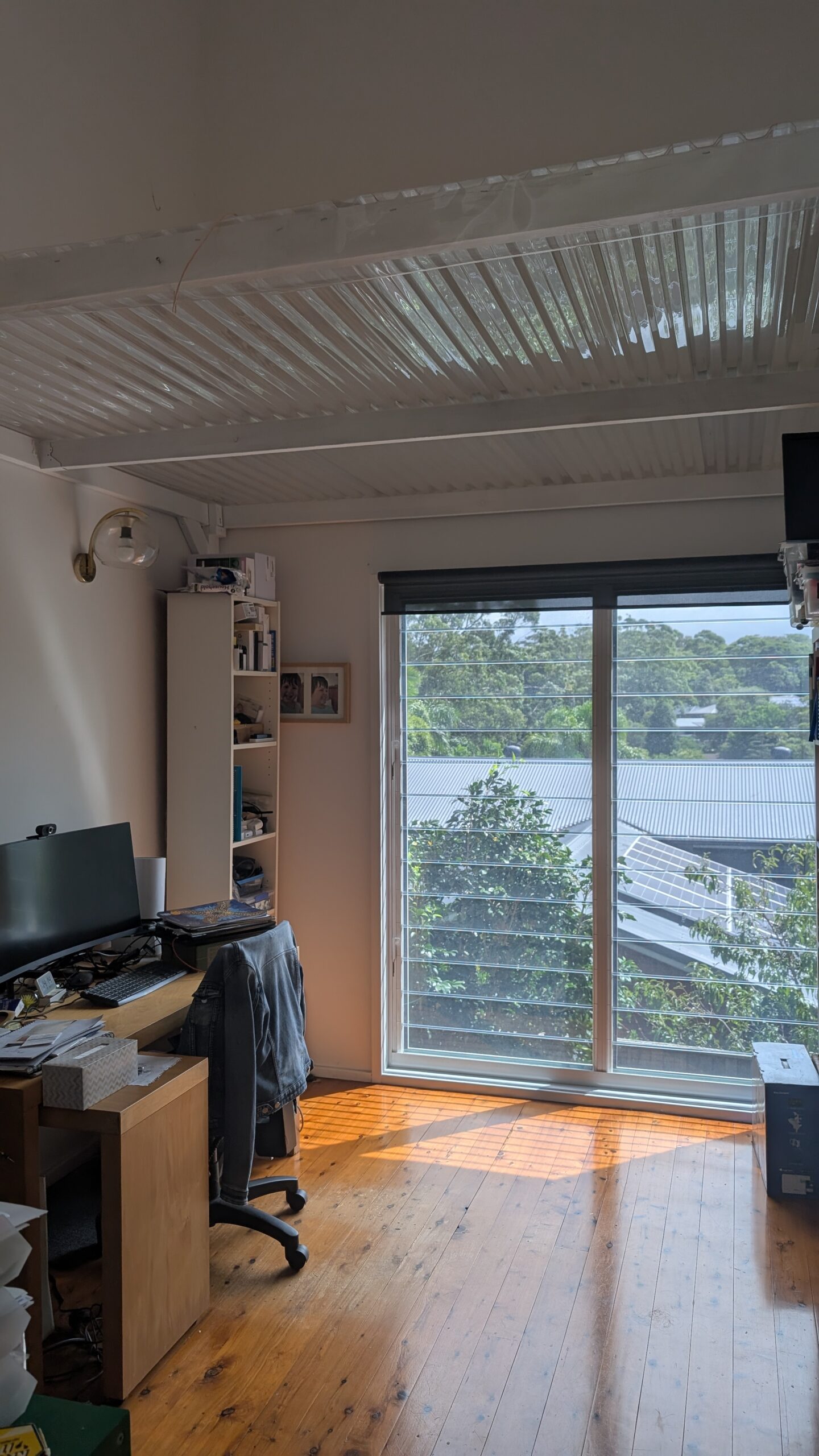 OfficeVerticalPartion