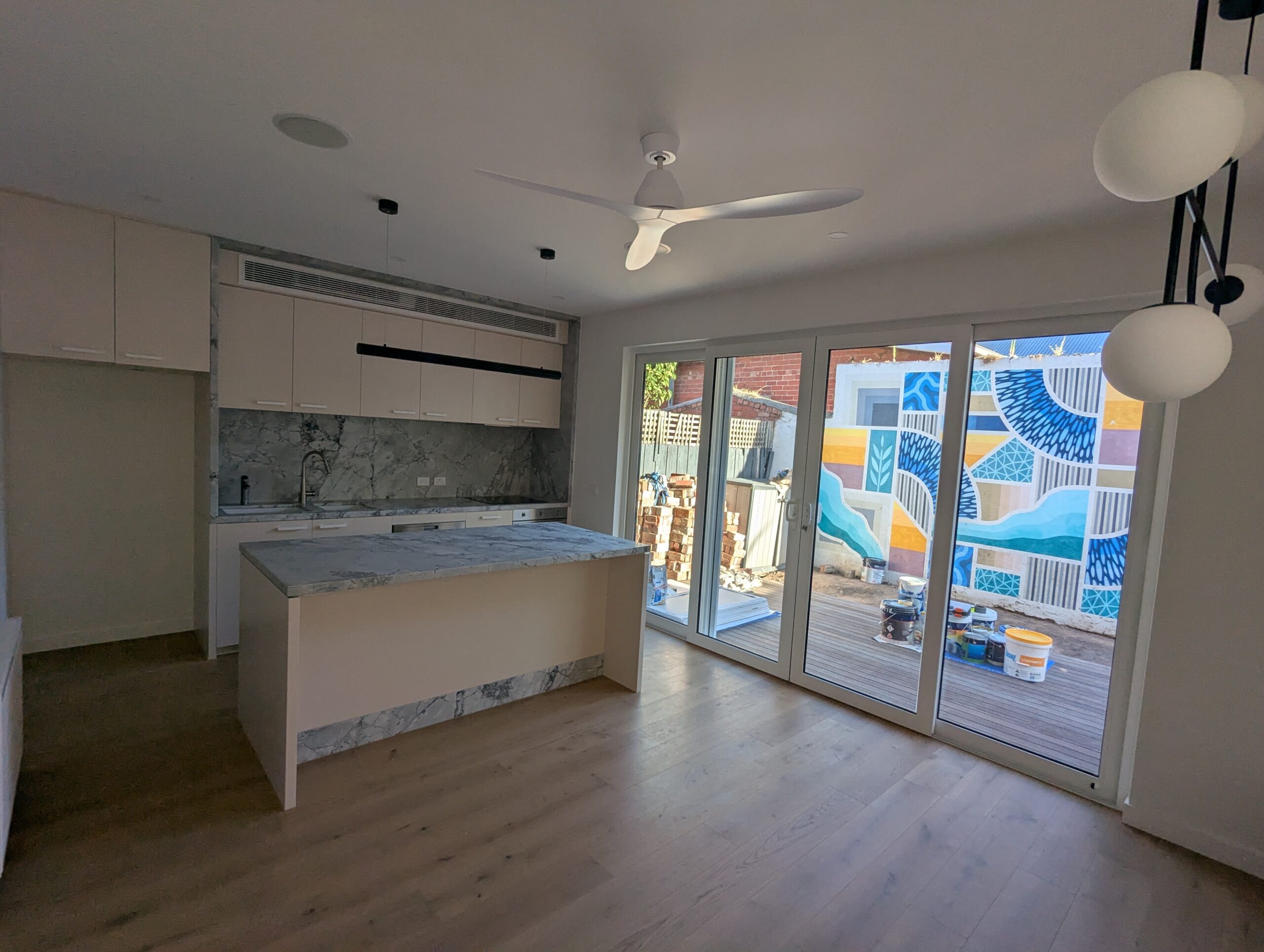 PXL_20250216_212017112