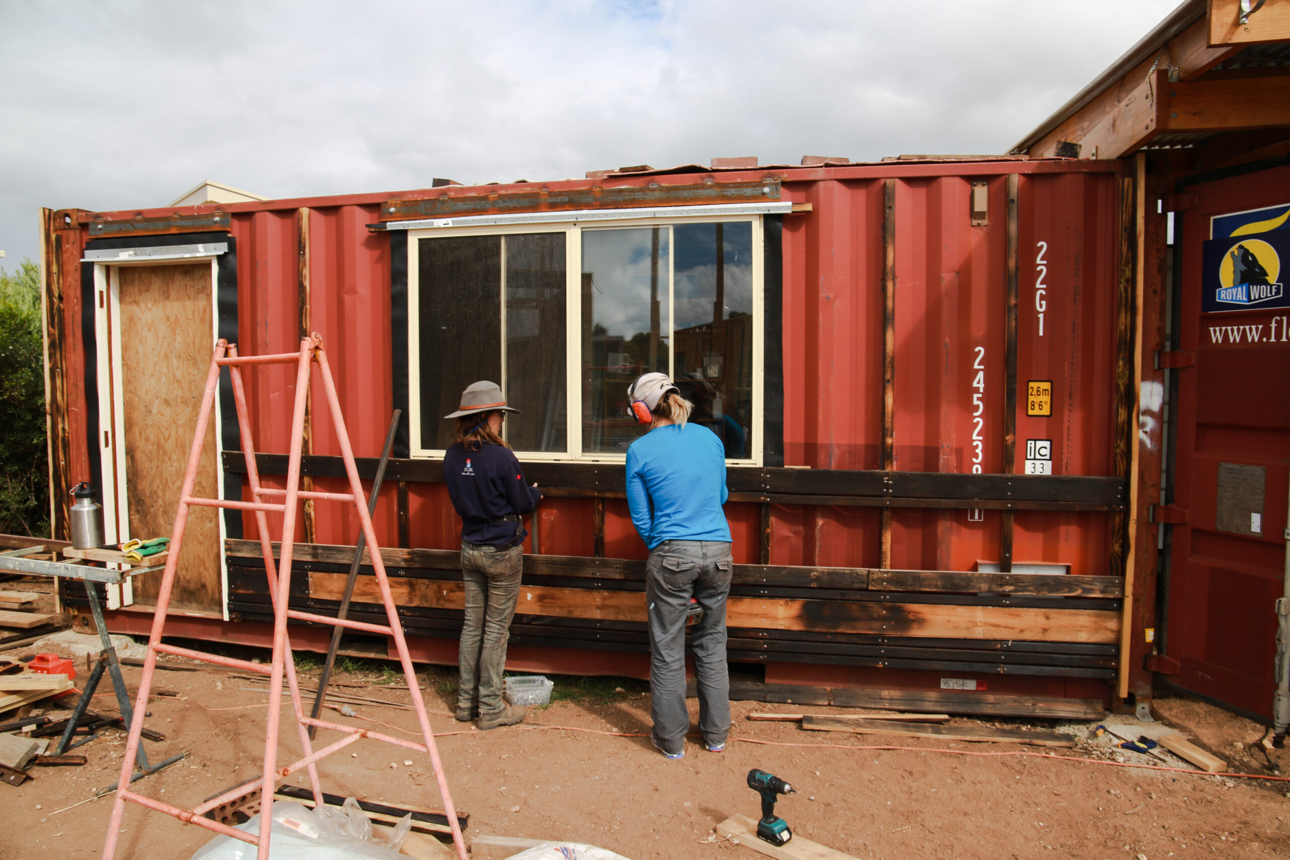 SH11-Credit-Folk-of-all-Trades