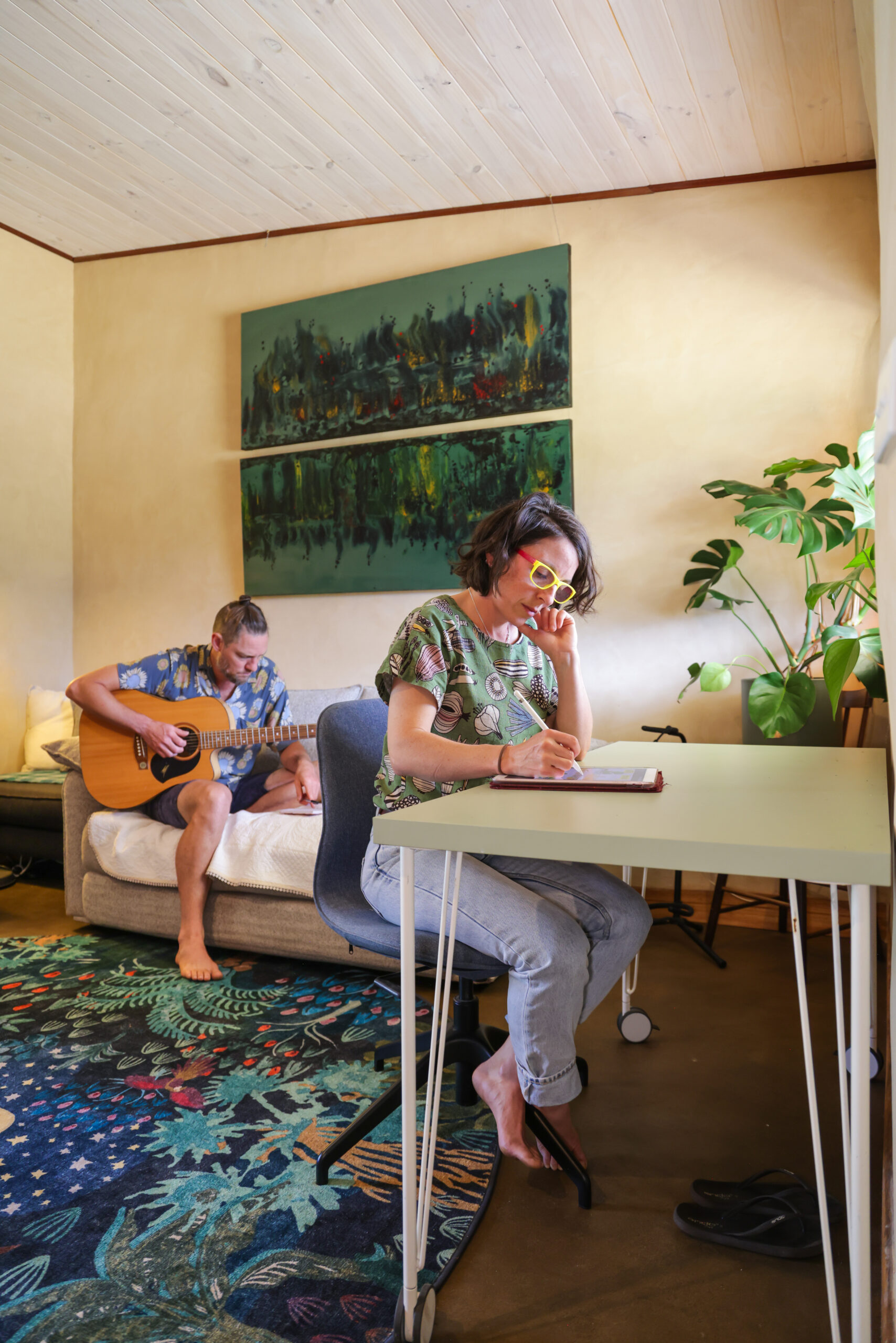 TINY-STRAWBALE-HOUSE-15