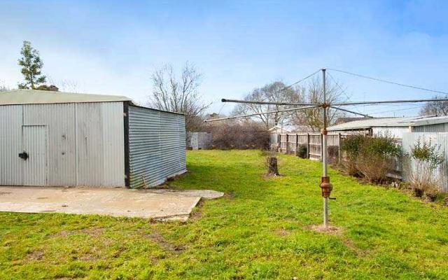 back-towards-back-fence