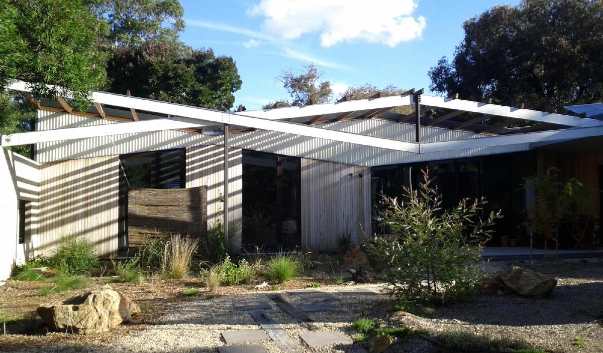 feature-house-new_huef28fdd665b39c0f6c019a8a69cca2c9_332594_1200x0_resize_q75_box