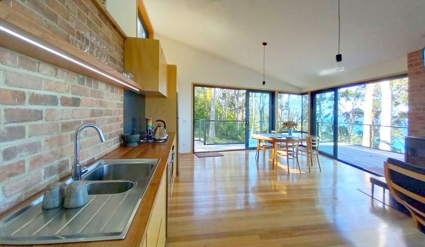 green-design-.-eaglehawk-06