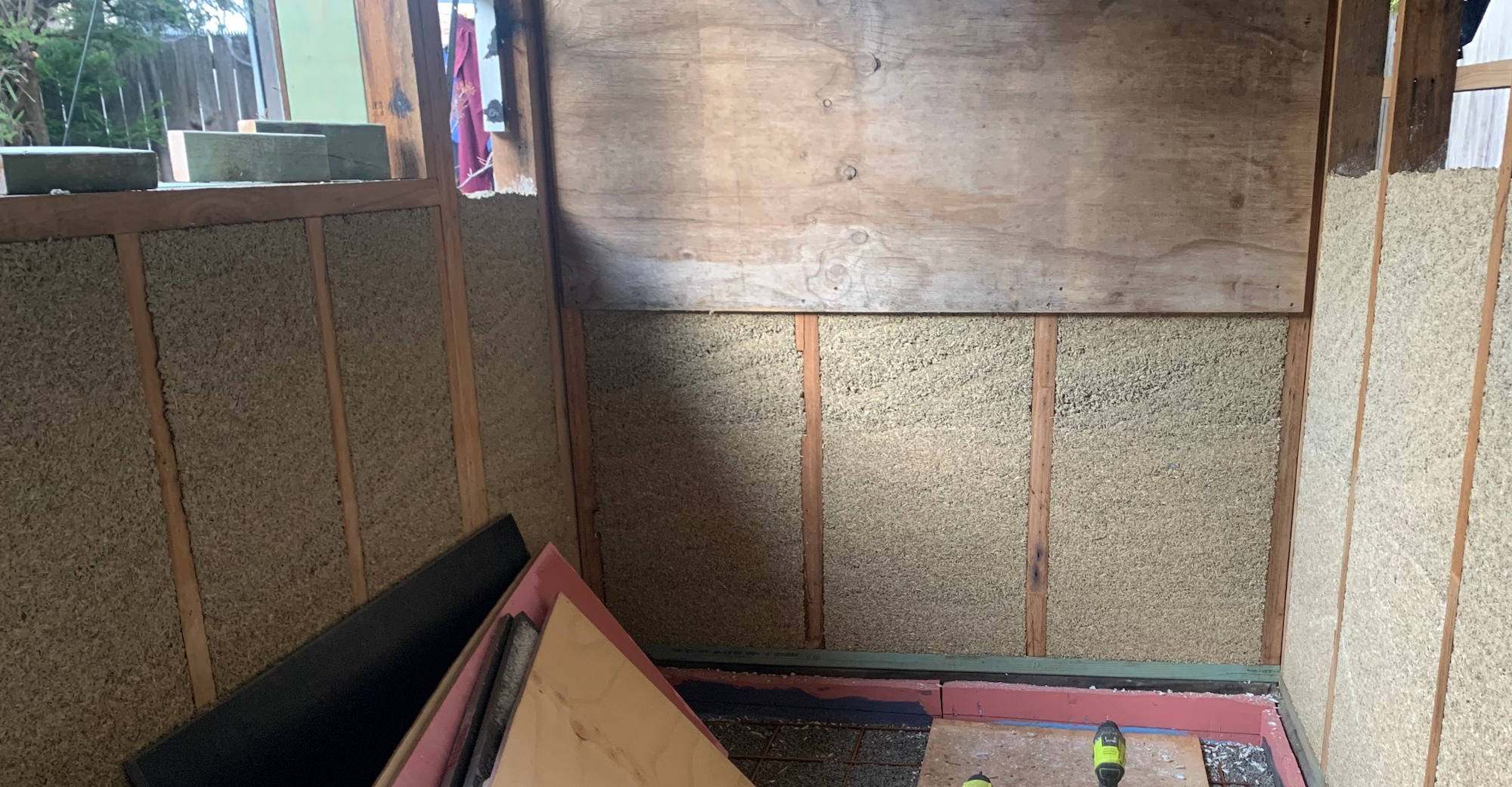 hempcrete-under-window-sill-result