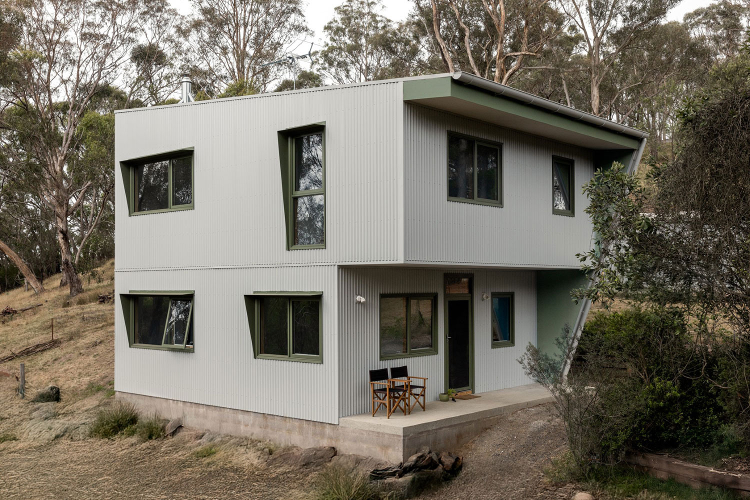 thumbnail_Charlie-Kinross-LR-6944_website